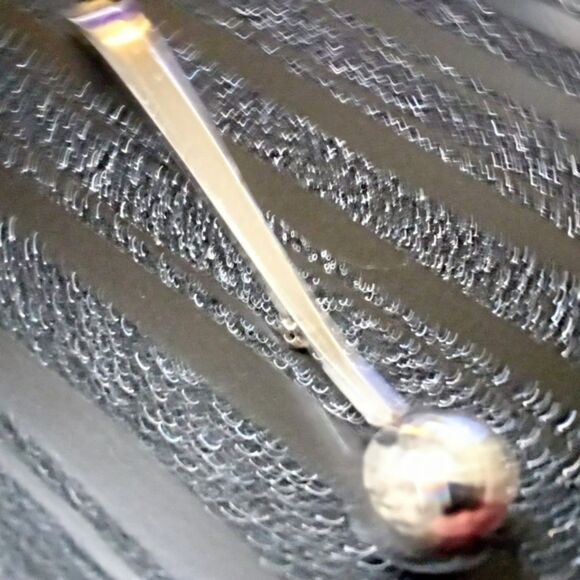 Vintage Silver Tone Mid Century Modernist Brooch - Picture 3 of 4